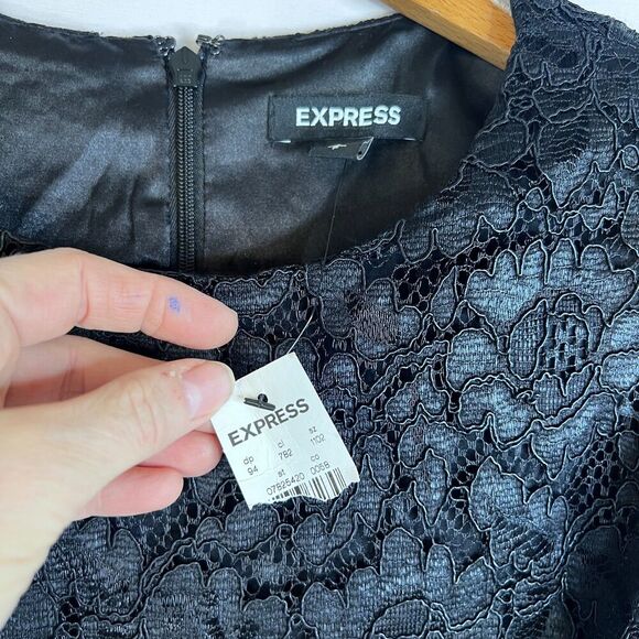 Express NWT Black Lace Overlay Statement Puff Shoulder Elegant Dress Size Small - Picture 9 of 10